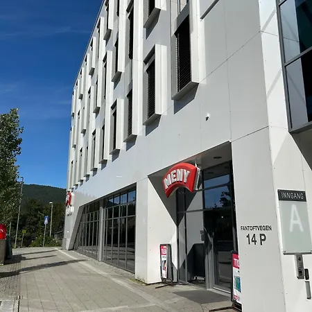 Moderne Hus - Sentralt, Rolig Med Gratis Parkering