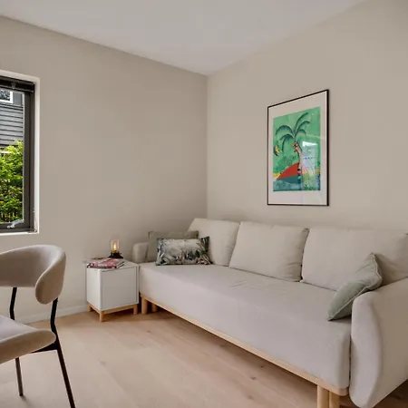 Appartamento Moderne Hus - Sentralt, Rolig Med Gratis Parkering
